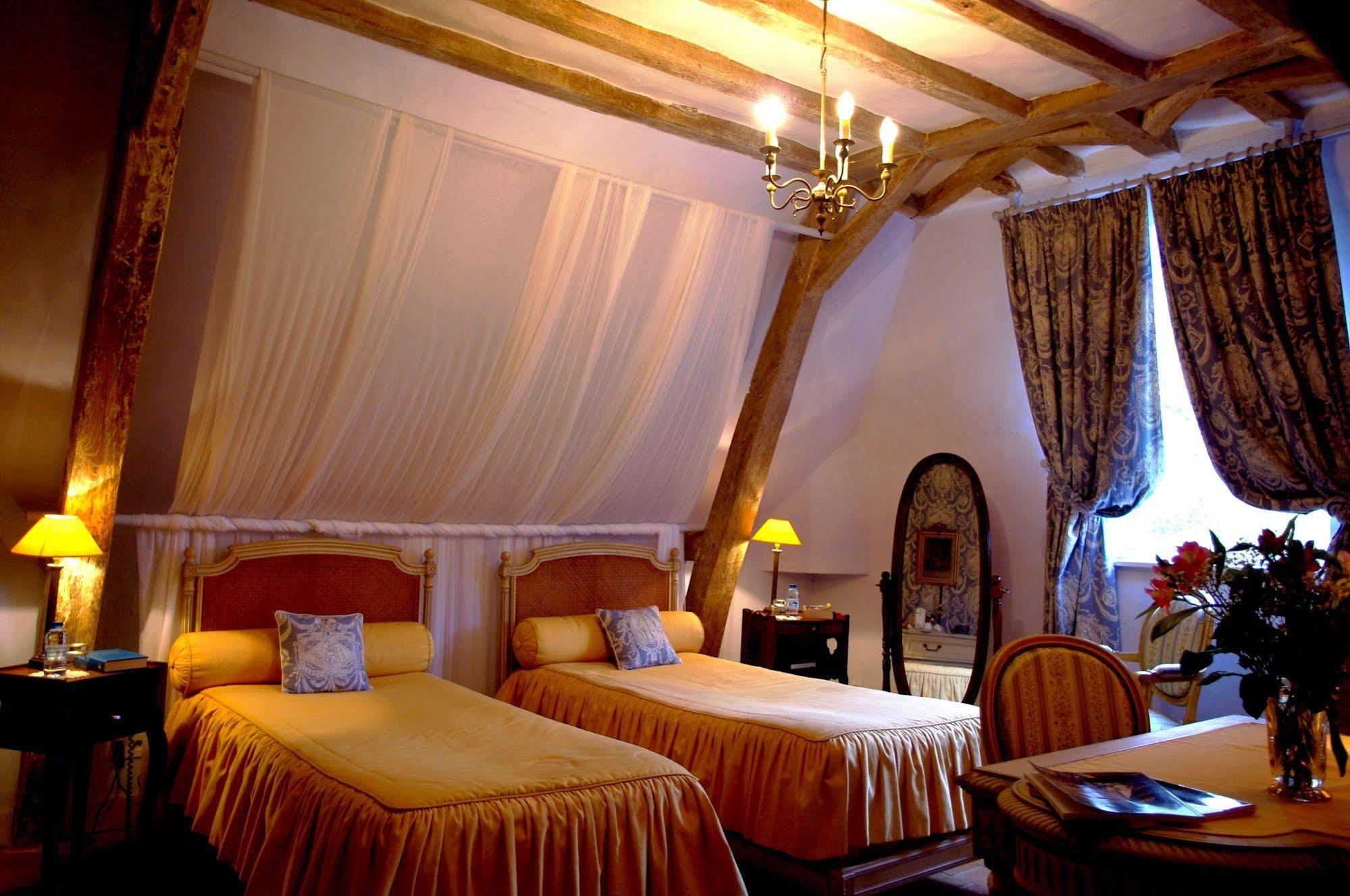 Domaine De Chatenay - Le Mans Сен-Сатурнен Экстерьер фото